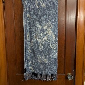 Like New! Wool And Silk Blend Pashmina Scarf